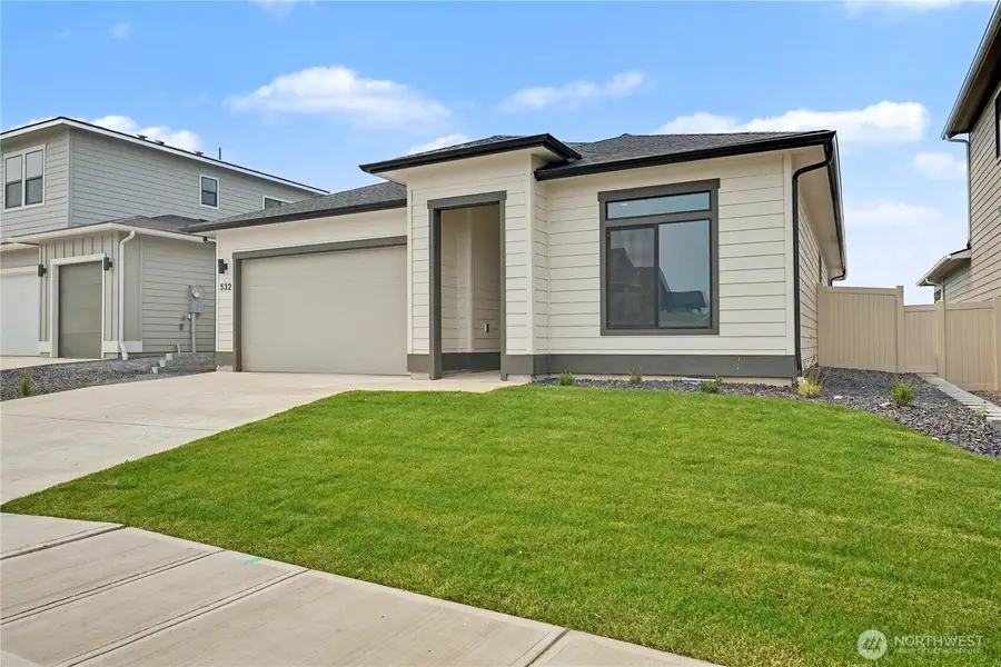 532 S Oasis Loop, East Wenatchee, WA 98802 - #2
