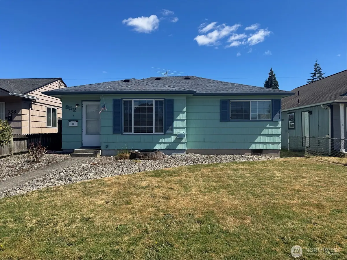 352 28th Avenue, Longview, WA 98632 - #1