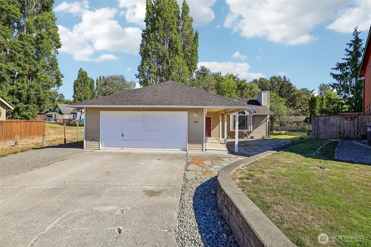 1643 S 245th Place, Des Moines, WA 98198 - #1