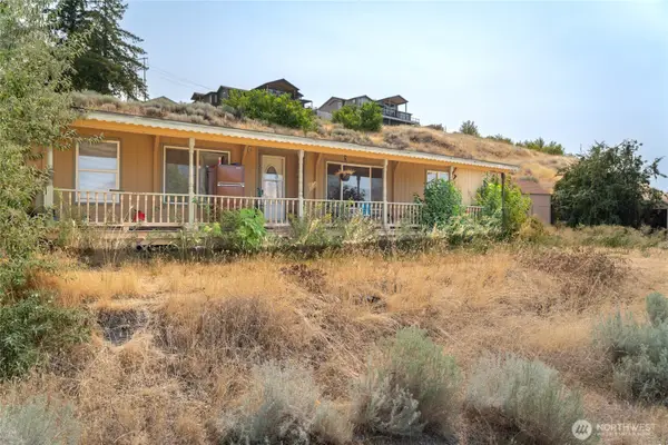 42 31st Street Ne, East Wenatchee, WA 98802