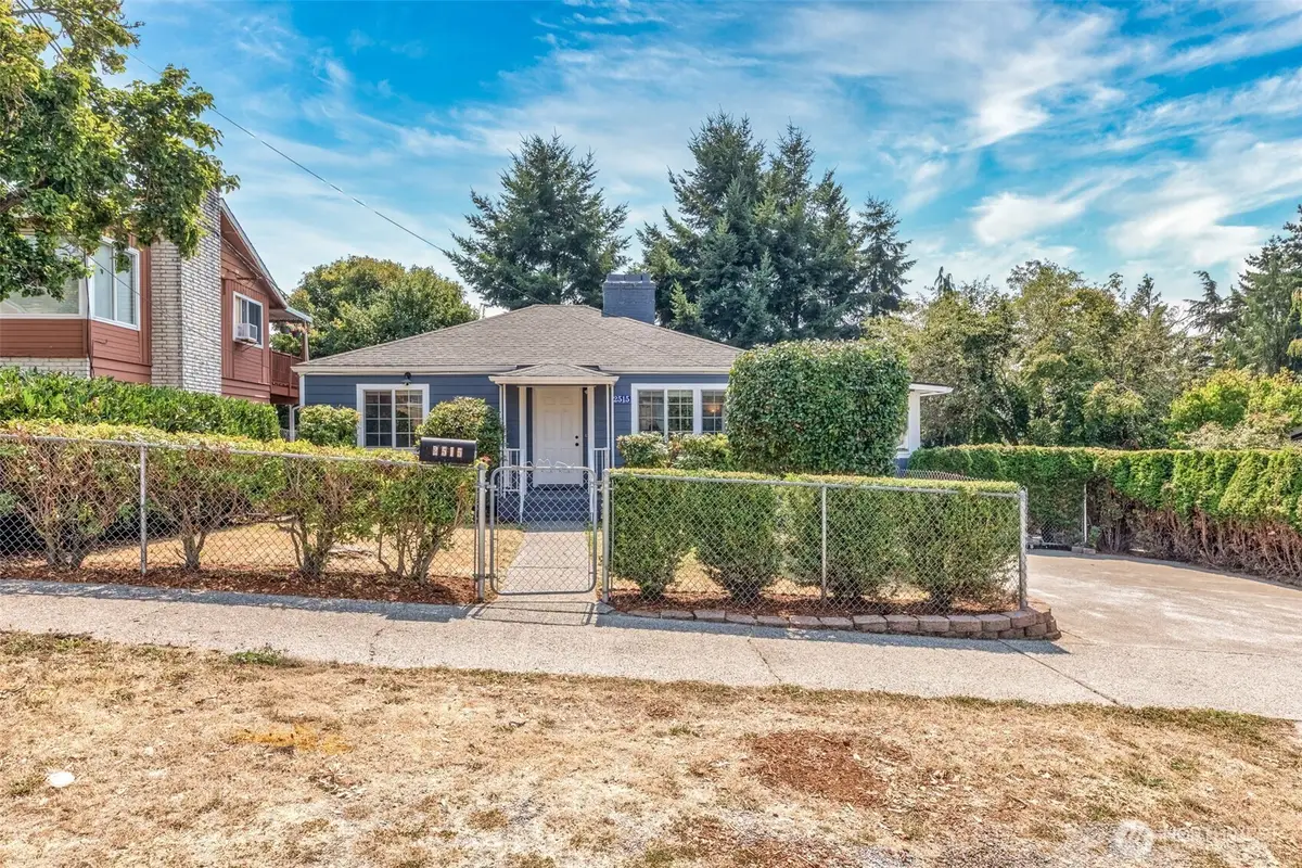 2515 S Willow Street, Seattle, WA 98108 - #1