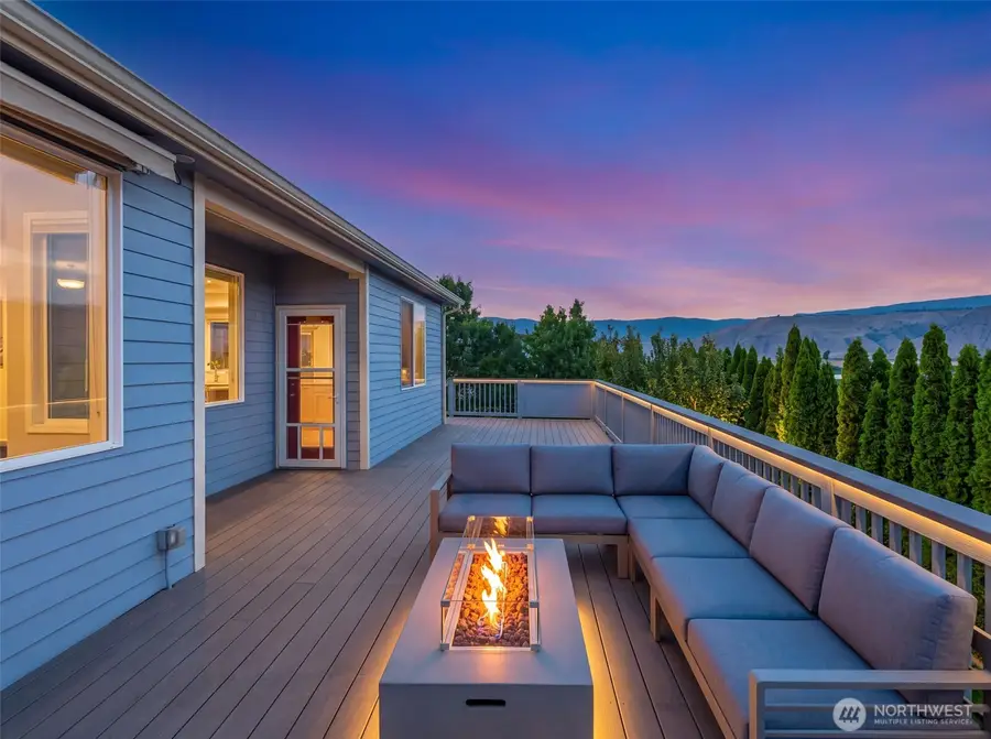 154 S Meadowbrook Lane, East Wenatchee, WA 98802 - #2