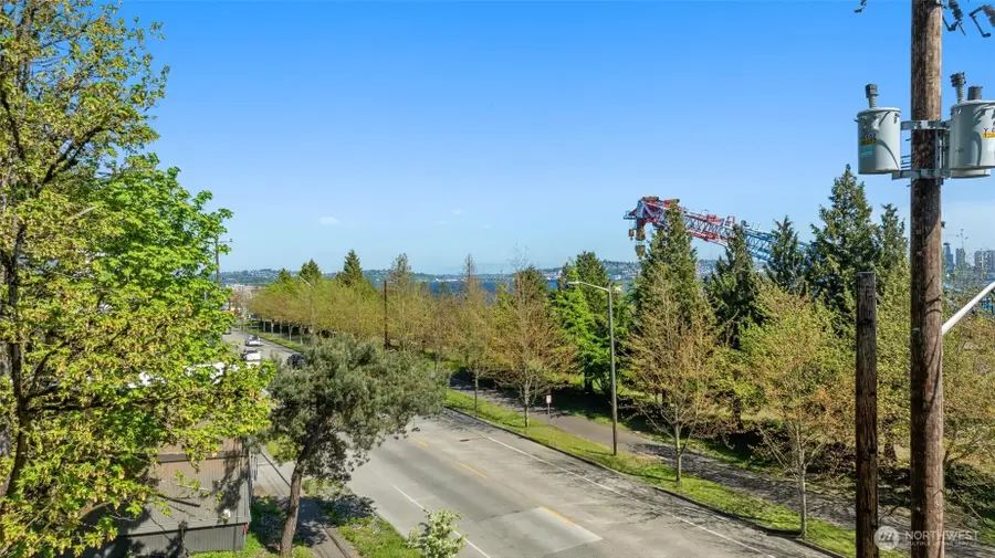 2271 Harbor Avenue Sw, Seattle, WA 98126 - #3
