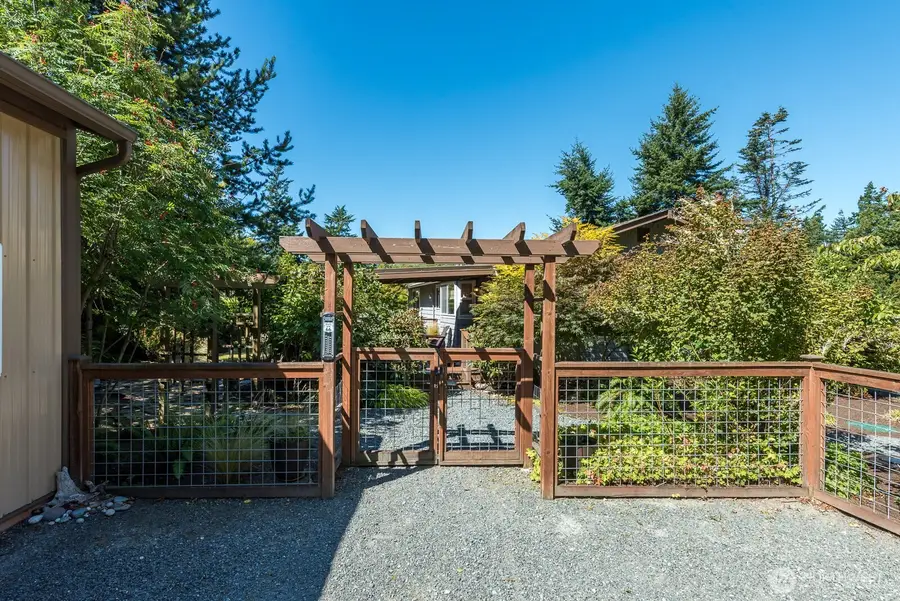 1607 NE Parker Road, Coupeville, WA 98239 - #2