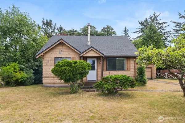 802 S Montesano Street, Westport, WA 98595