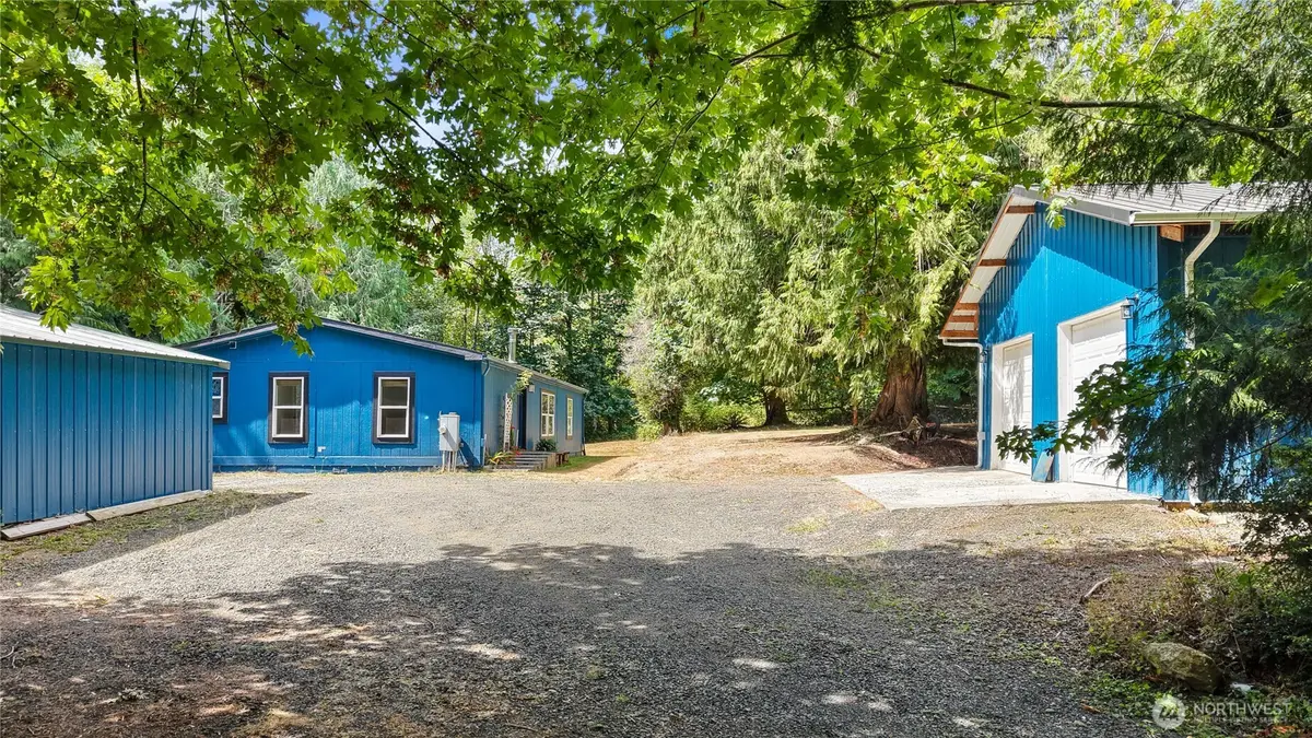 520 E Stadium Beach Road W, Grapeview, WA 98546 - #1