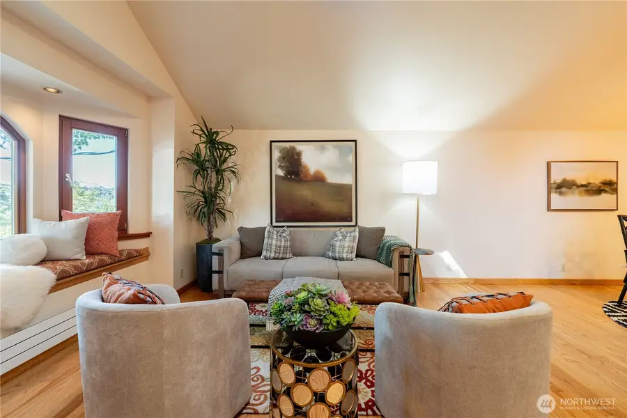 1614 32nd Avenue, Seattle, WA 98122 - #3