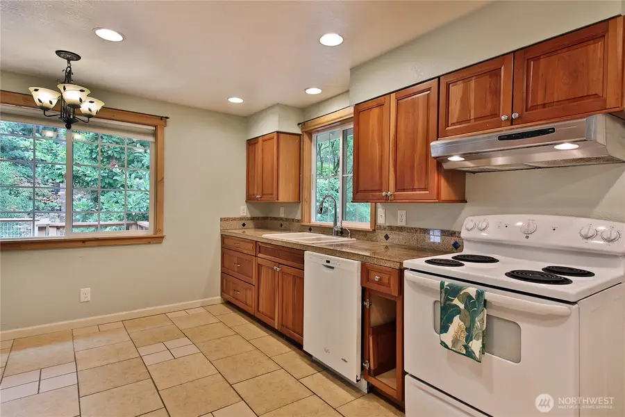6255 Bayview Road, Clinton, WA 98236 - #3
