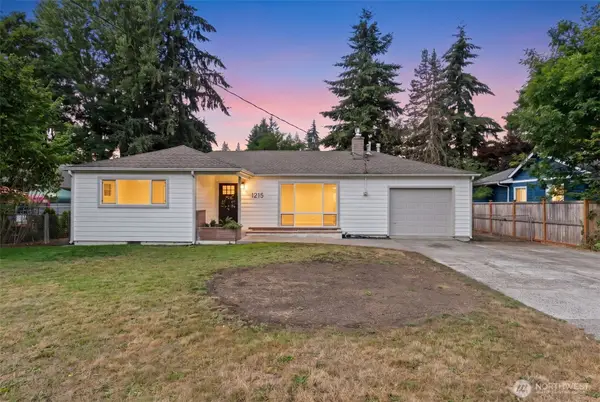 1215 Hall Street Se, Lacey, WA 98503