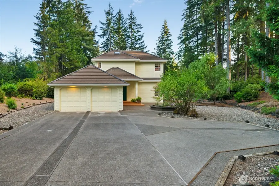 641 E Lakeshore Drive, Allyn, WA 98524 - #2