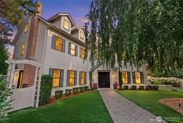 6224 NE Princeton Way, Seattle, WA 98115