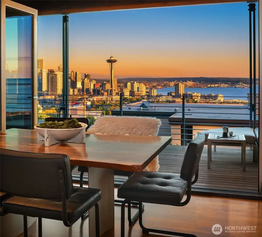 1215 Warren Avenue N, Seattle, WA 98109 - #2