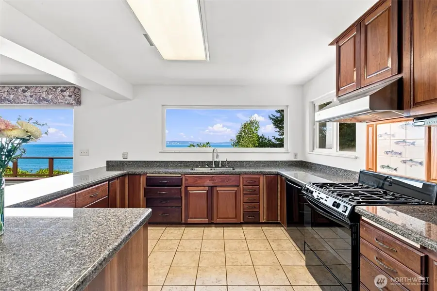 10308 Rose Point Way, Kingston, WA 98346 - #3
