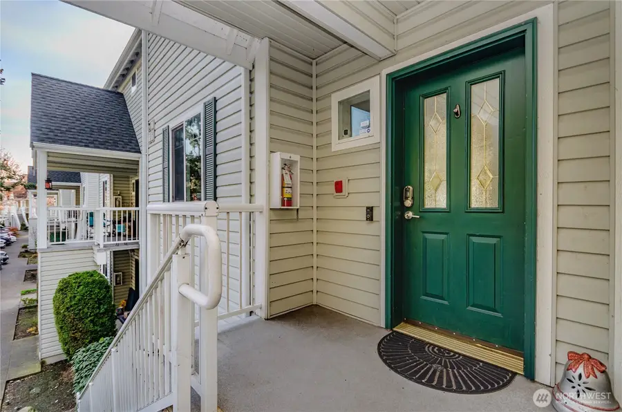 31900 104th Avenue Se #F203, Auburn, WA 98092 - #3
