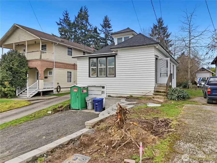 285 Earlington Avenue Sw, Renton, WA 98057 - #3