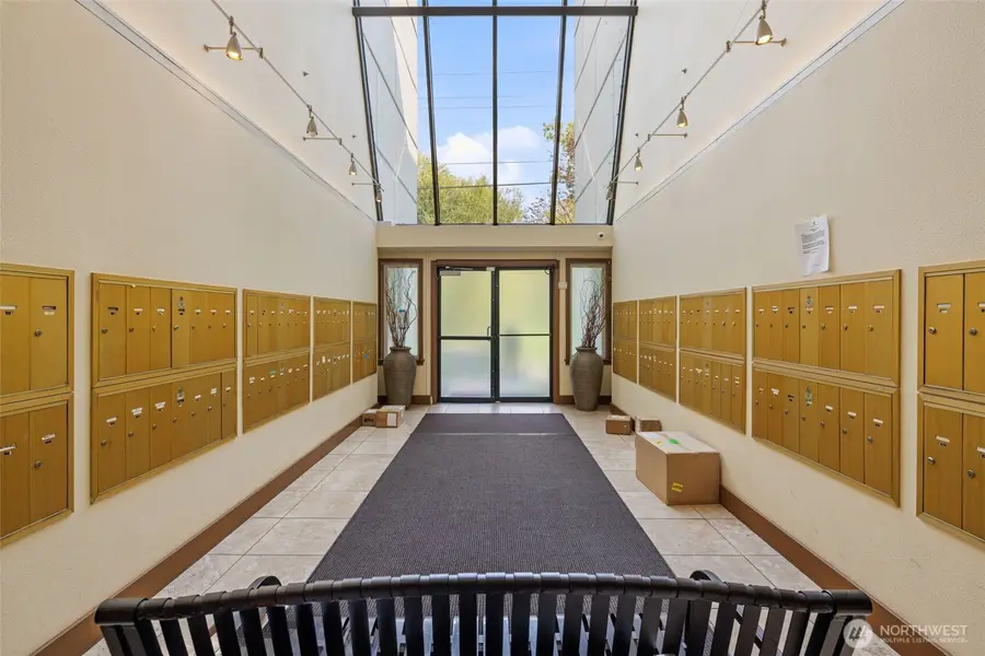 10501 8th Avenue Ne #209, Seattle, WA 98125 - #3
