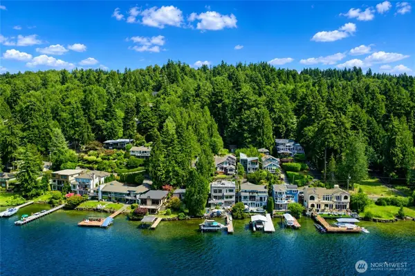 13142 Holmes Point Drive Ne, Kirkland, WA 98034