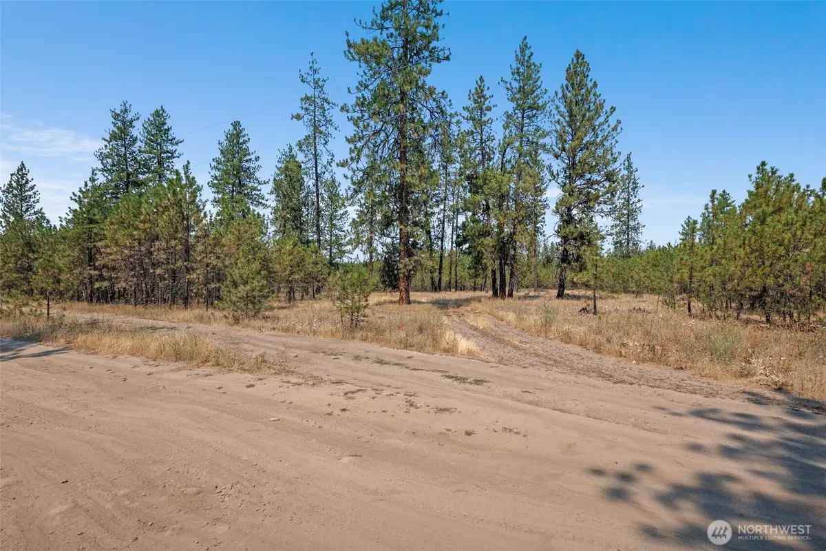 7540 Kimberly Dr Way #2, Ford, WA 99013 - #1