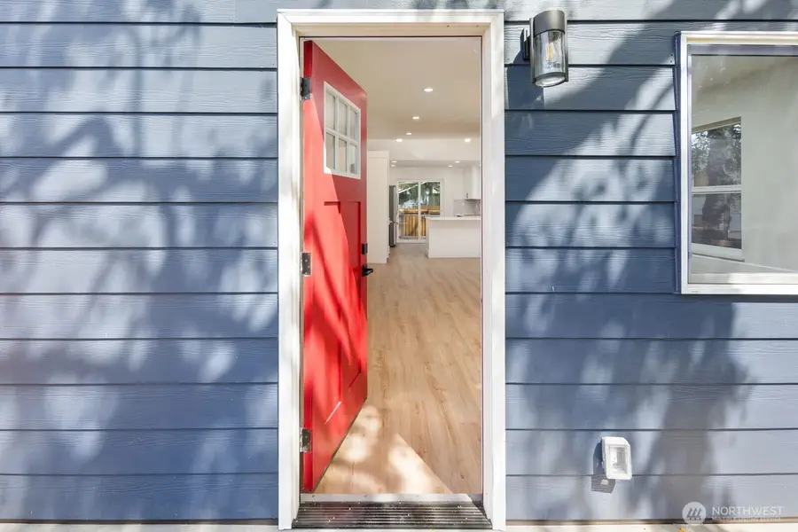 1710 SW 106th Street, Seattle, WA 98146 - #2