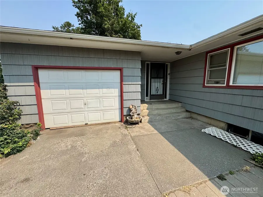 309 E Seventh Street, Waitsburg, WA 99361 - #3