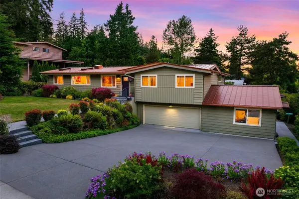 15734 SE 26th Street, Bellevue, WA 98008