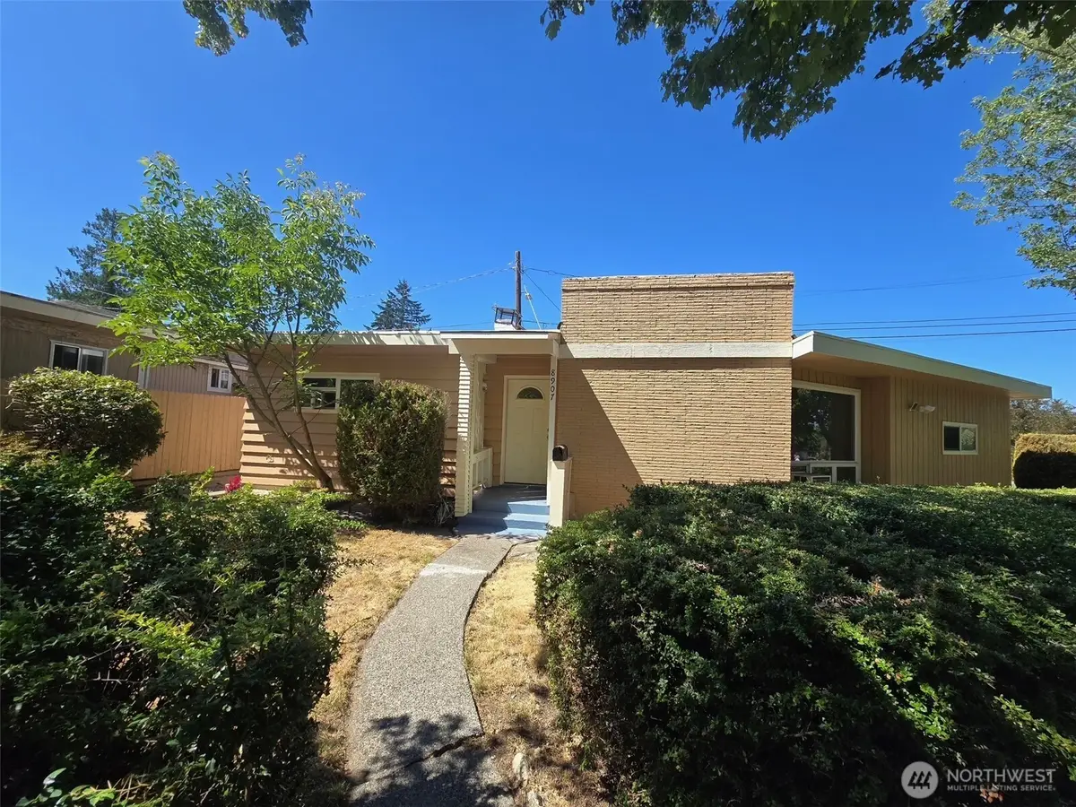 8907 Beacon Avenue S, Seattle, WA 98118 - #1