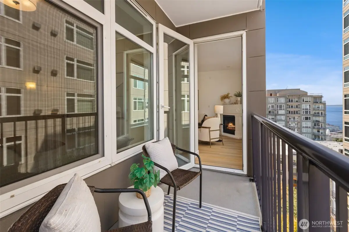 2801 1st Avenue #703, Seattle, WA 98121 - #1