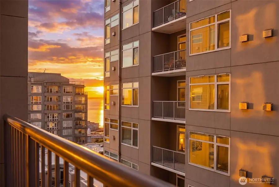 2801 1st Avenue #703, Seattle, WA 98121 - #2