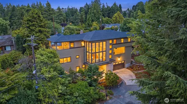 9528 28th Avenue Nw, Seattle, WA 98117