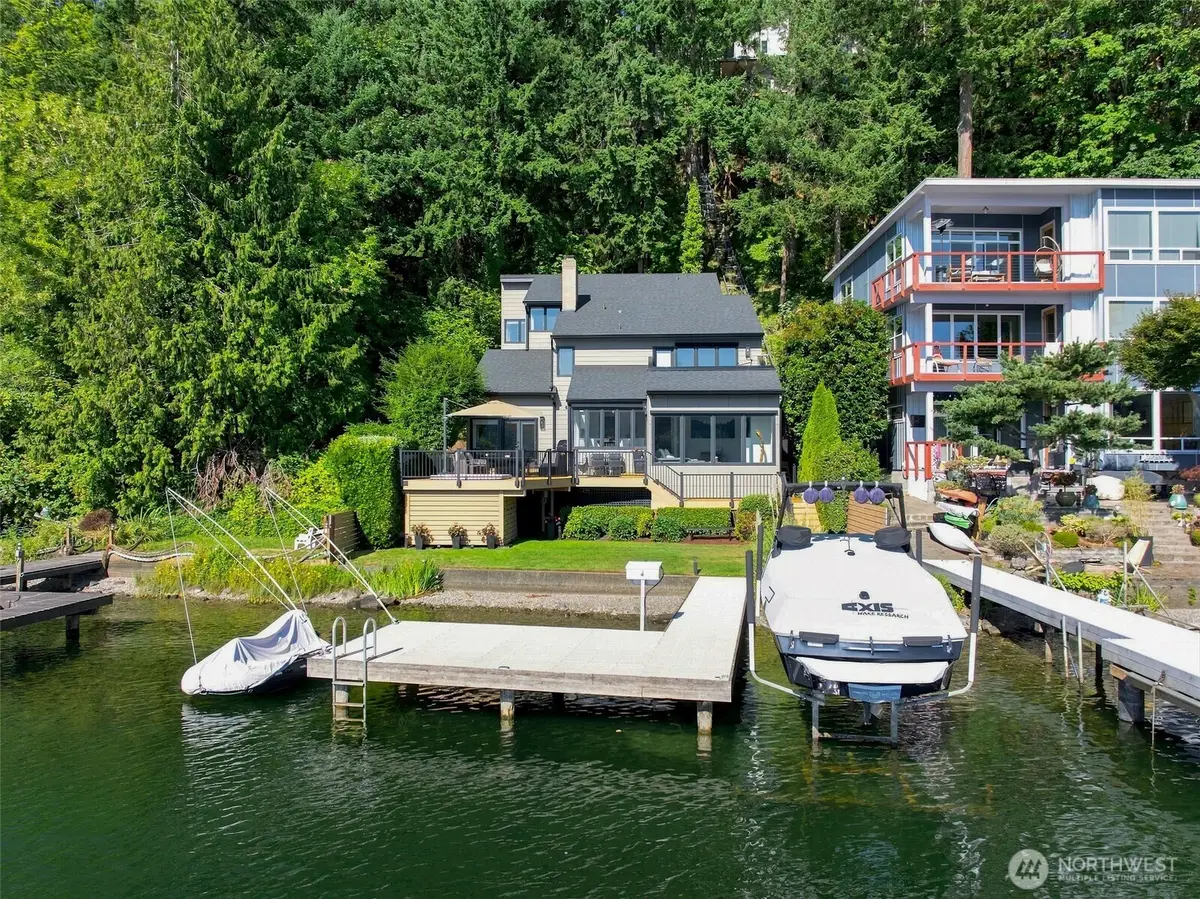 2002 W Lake Sammamish Parkway Ne, Redmond, WA 98052 - #1