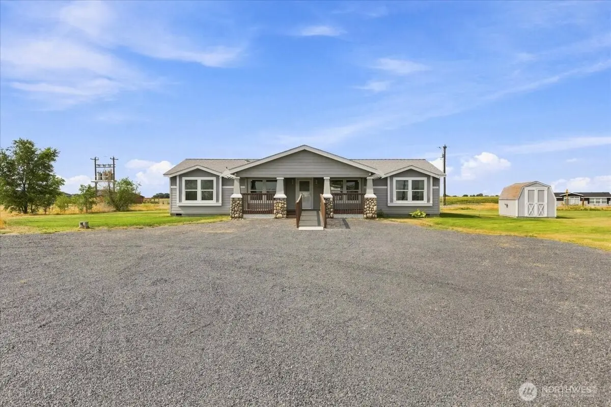 2946 Rd F.6 Ne, Moses Lake, WA 98837 - #1