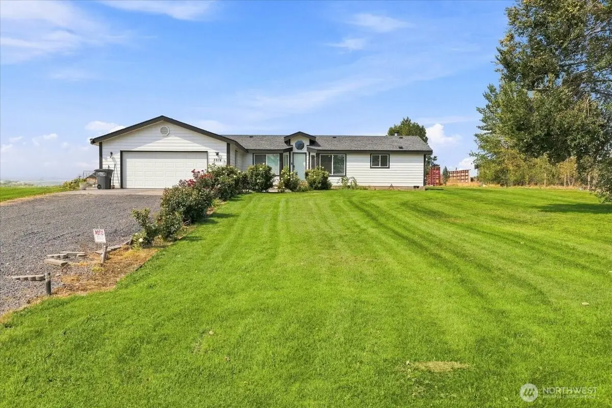 3914 Road F Ne, Moses Lake, WA 98837 - #1