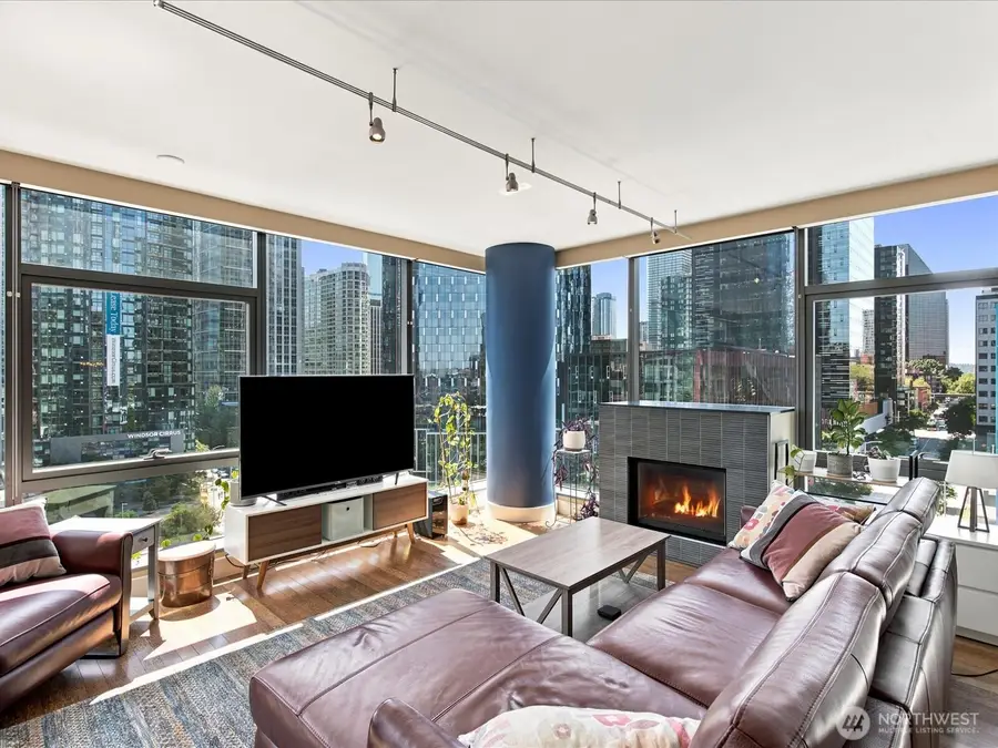 820 Blanchard Street #1007, Seattle, WA 98121 - #3