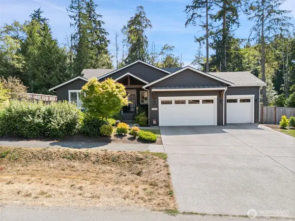 10849 Apple Tree Point Lane, Kingston, WA 98346