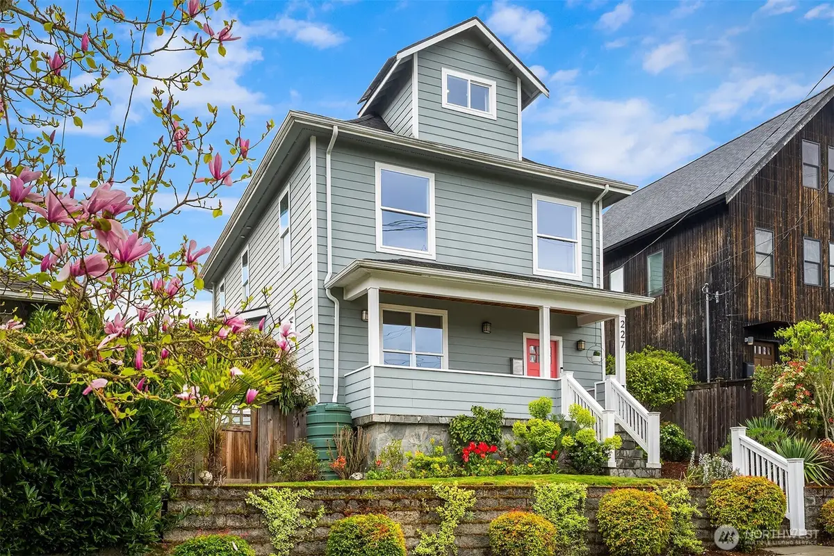 227 29th Avenue E, Seattle, WA 98112 - #1