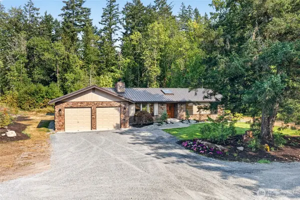 31419 Mountain Hwy E, Eatonville, WA 98328