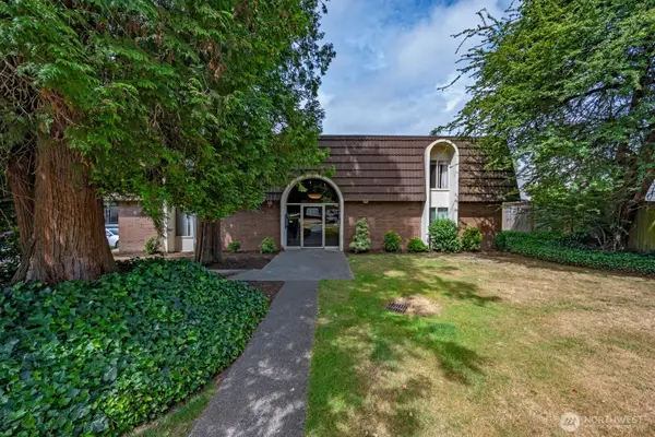 11010 NE 68th Street #622, Kirkland, WA 98033