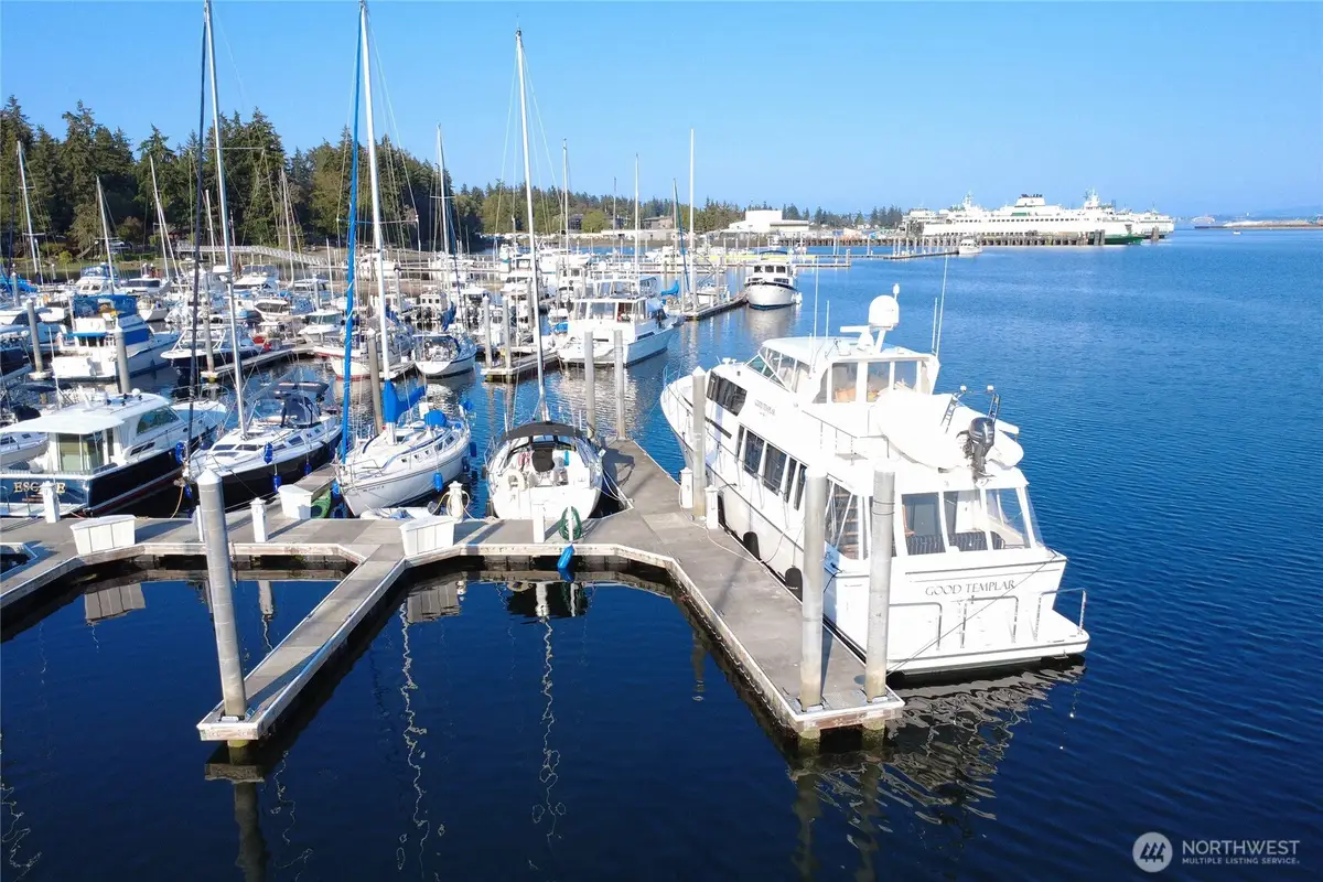 141 Parfitt Way Sw #C52, Bainbridge Island, WA 98110 - #1