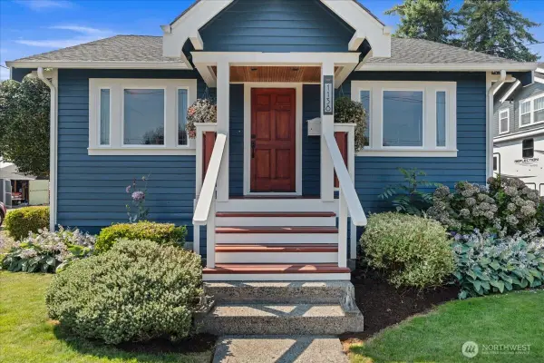 1138 Pioneer Street, Enumclaw, WA 98022