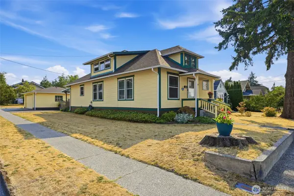 218 Evergreen Street, Mount Vernon, WA 98273