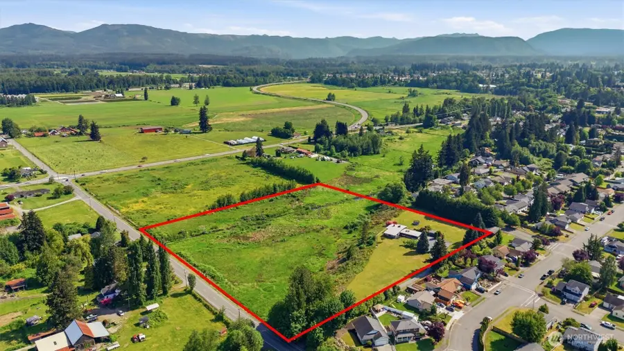 20825 59th Avenue Ne, Arlington, WA 98223 - #2