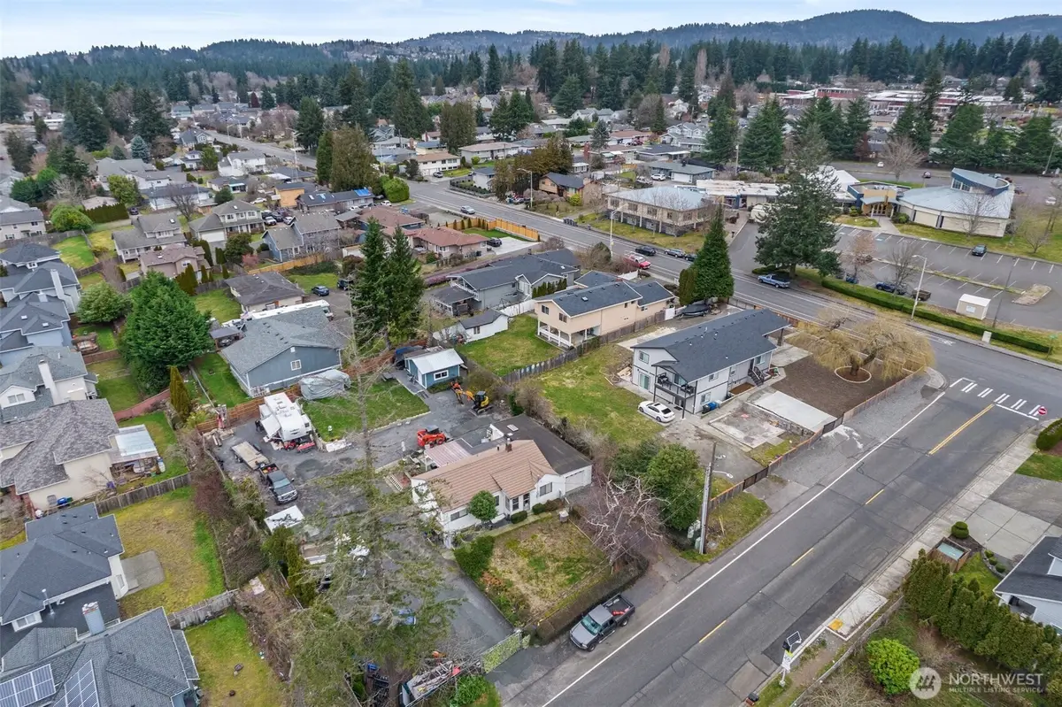 2416 NE 16th Street, Renton, WA 98056 - #1