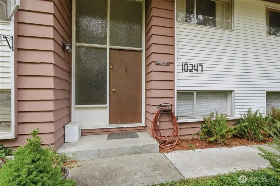 10247 10th Avenue S, Seattle, WA 98168 - #2
