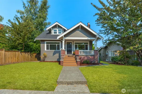 4016 38th Avenue Sw, Seattle, WA 98126