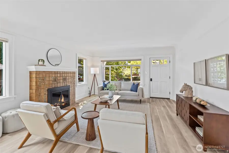 4016 38th Avenue Sw, Seattle, WA 98126 - #3