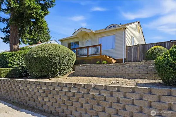 5628 N 45th Street, Tacoma, WA 98407