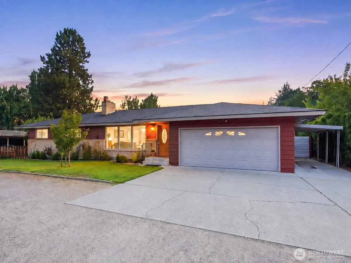 567 Dayton Avenue, East Wenatchee, WA 98802 - #1
