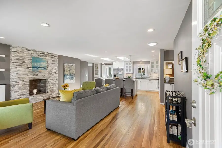 2701 NE 24th Street, Renton, WA 98056 - #3