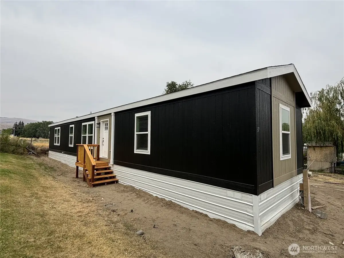 2400 Tacoma Ave #37, Bridgeport, WA 98813 - #1