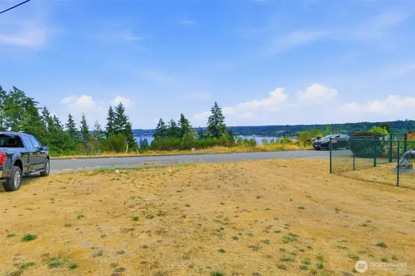1633 & 1637 Sound Ridge Drive #10 & 9, Bremerton, WA 98312